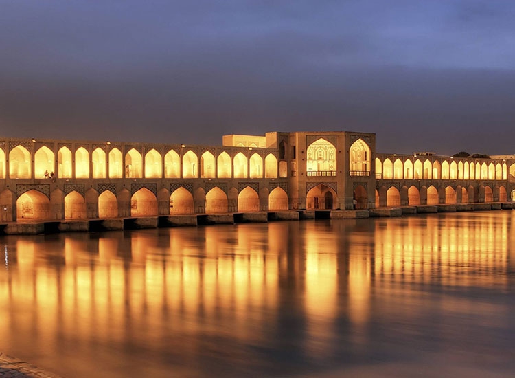 فرهنگ بومی اصفهان